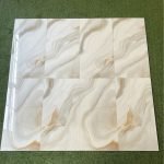 mayólica con toques dorados para cocina y baños modernos