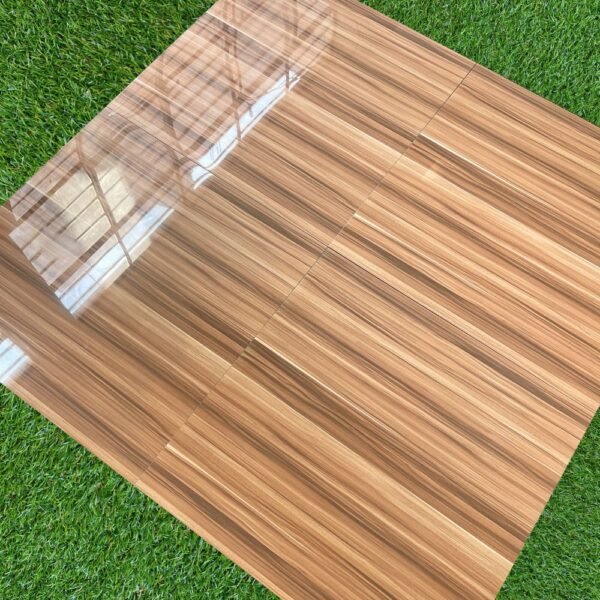 PORCELANATO WOODEN CEDRO 60X60cm – 1.44m2 VITRIFICADO - Imagen 2