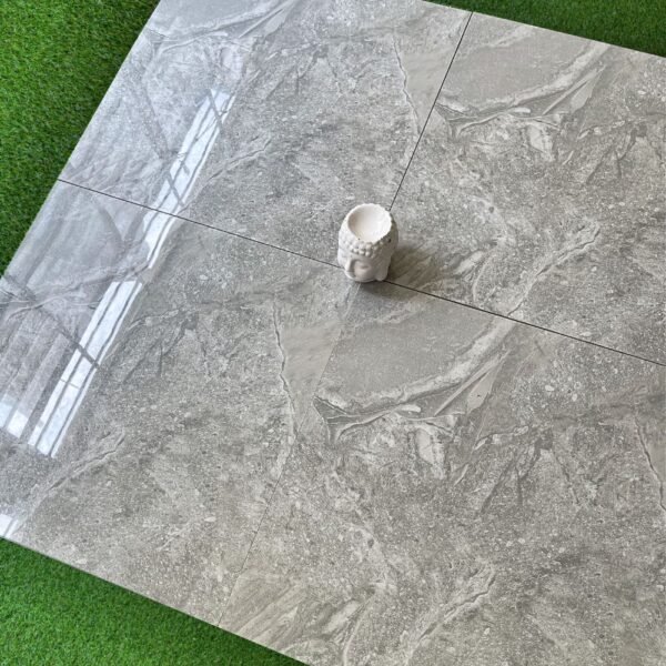 PORCELANATO PIEDRA GRIS 60X60cm – 1.44m2 VITRIFICADO - Imagen 2