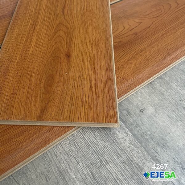 PISO LAMINADO 4267 – 2.911 m2 – 1.219×19.9 CM - Imagen 3