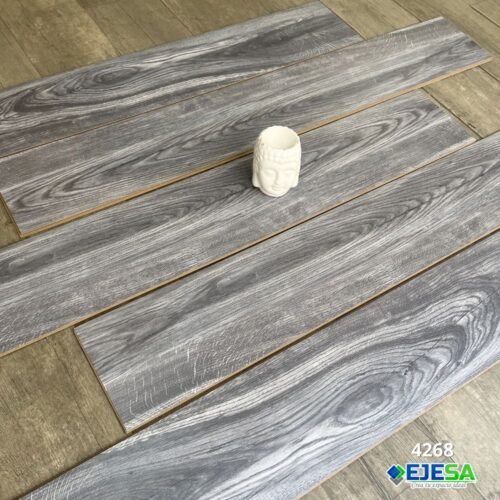 PISO LAMINADO 4268 – 2.911 m2 – 1.219×19.9 CM