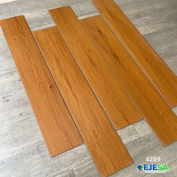 PISO LAMINADO 4269 – 2.911 m2 – 1.219×19.9 CM