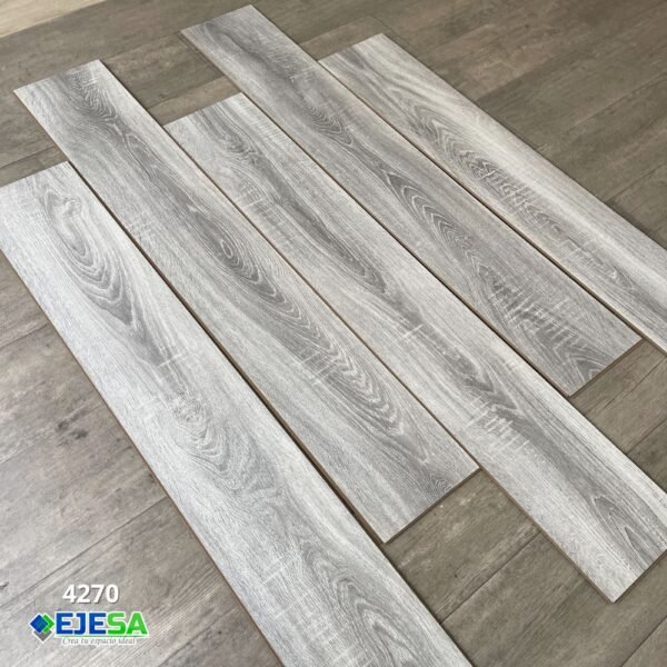 Pisos Laminados 4270 - 2.911 m2 - 1.219x19.9 CM