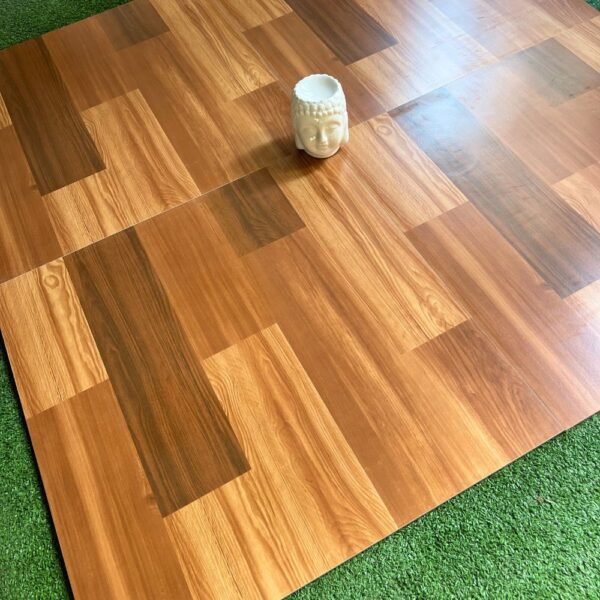 PORCELANATO PARQUET CARAMELO 60X60cm – 1.44m2 – MATE - Imagen 3