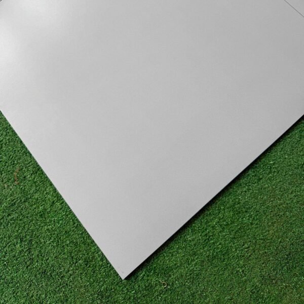 PORCELANATO CENIZA 60X60cm – 1.44m2 – MATE - Imagen 4