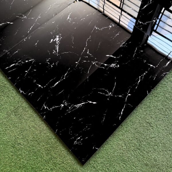 PORCELANATO MARQUINA NEGRO 60X60cm – 1.44m2 – VITRIFICADO - Imagen 5