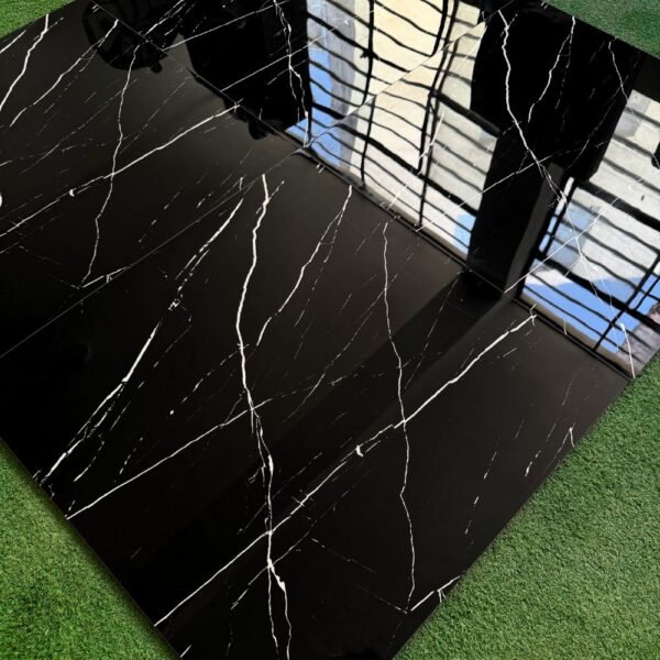 PORCELANATO CALACATA NEGRO 60X60cm – 1.44m2 – VITRIFICADO - IMPORTADO - Imagen 2